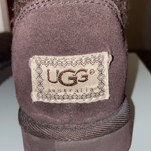 UGG Women's Classic Cardy Brown Boots - Picture 8 of 8